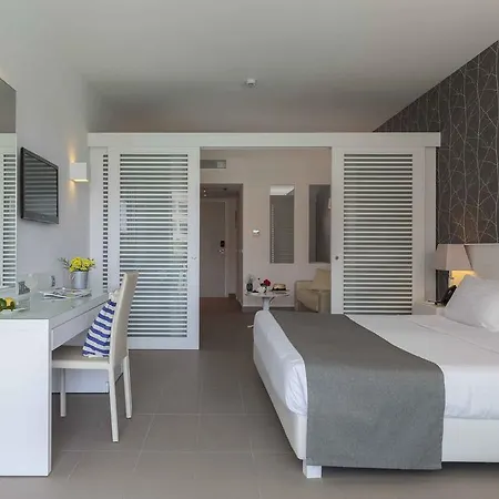 Resort Princess Andriana & - Ultra